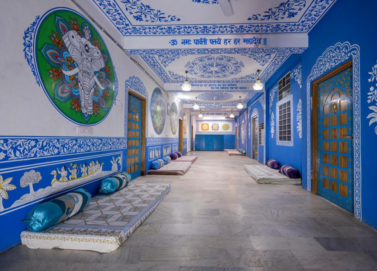 نزل جايبورفي Mandala Bagpacker Circle المظهر الخارجي الصورة