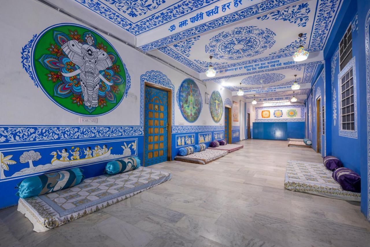 نزل جايبورفي Mandala Bagpacker Circle المظهر الخارجي الصورة